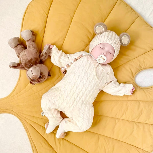 Quilted Leaf Shape Mat - Oak Eucalyptus Maple Matsuba