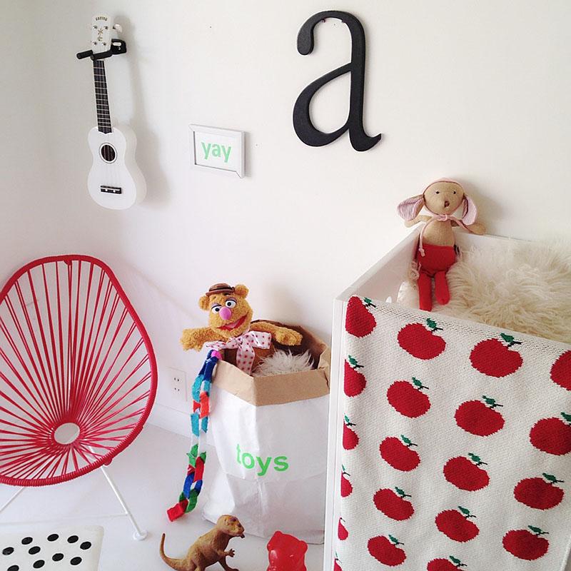 Knit Baby Blanket - Kids Bedding Cover - Red Apple - Just Kidding Store