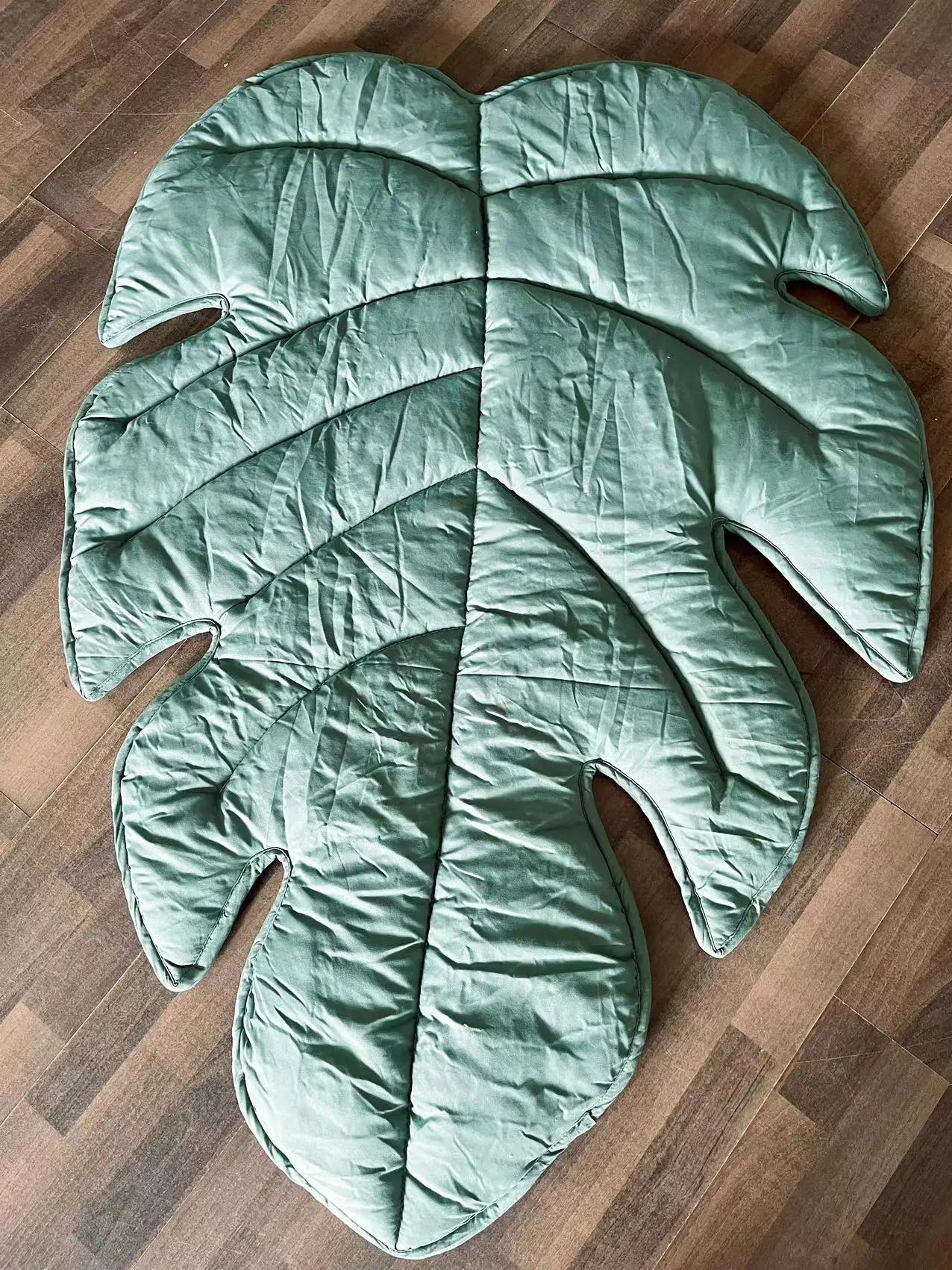 XL Monstera Leaf Play Mat