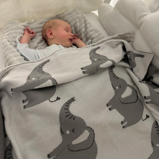 Wiggly Tails Cotton Blanket