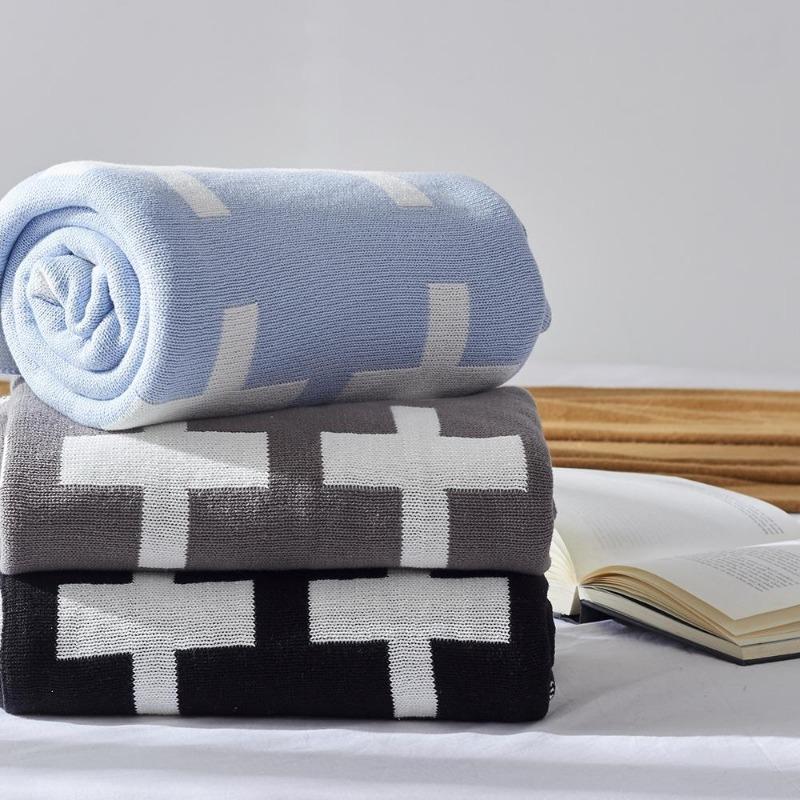 Monochrome double sided Cross knit blanket - Just Kidding Store 