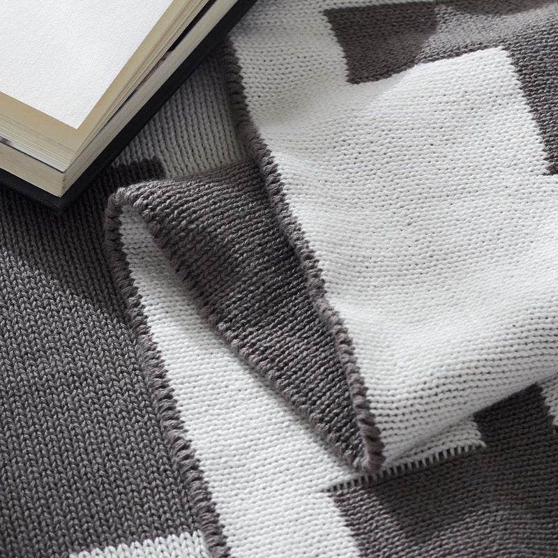 Monochrome double sided Cross knit blanket - Just Kidding Store